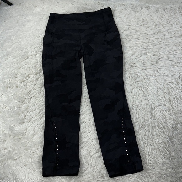 Lululemon Swift Speed High-Rise Crop 21" Heritage 365 Camo Deep Coal Multi - Picture 1 of 8